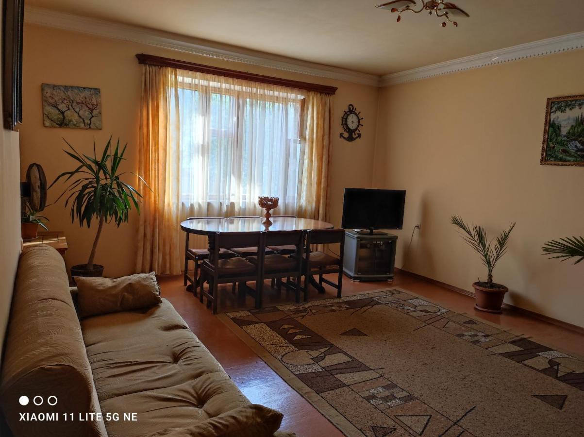 Gayane & Khikar B&B Chʼiva Buitenkant foto